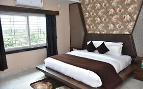 Hotel Daftari Palace Kishanganj 2*