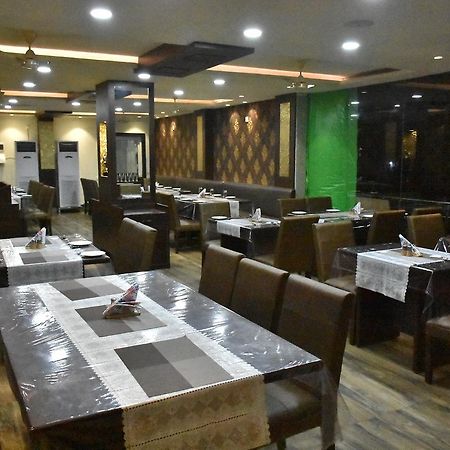 Hotel Daftari Palace Kishanganj Exterior photo