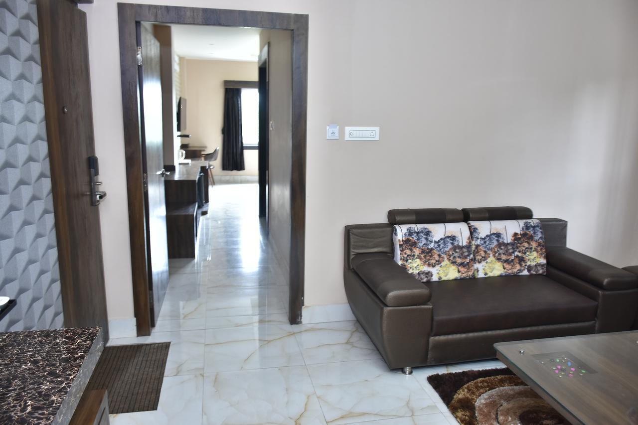 Hotel Daftari Palace Kishanganj Exterior photo